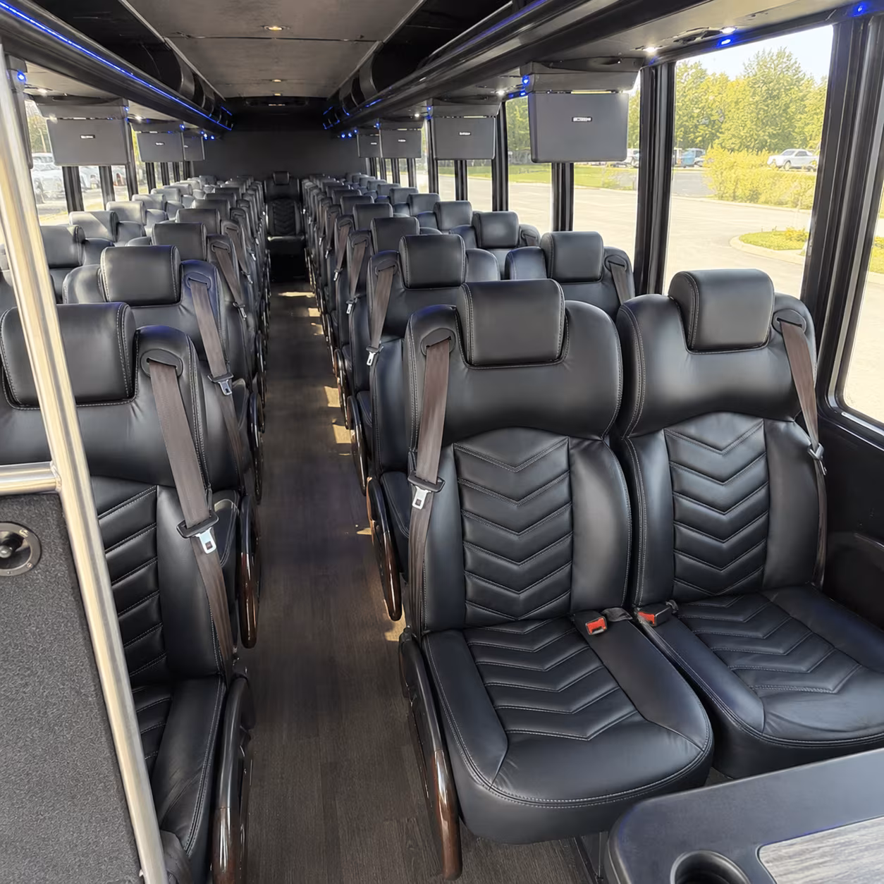 claremont private shuttles for wedding pickups and drop offs in claremont