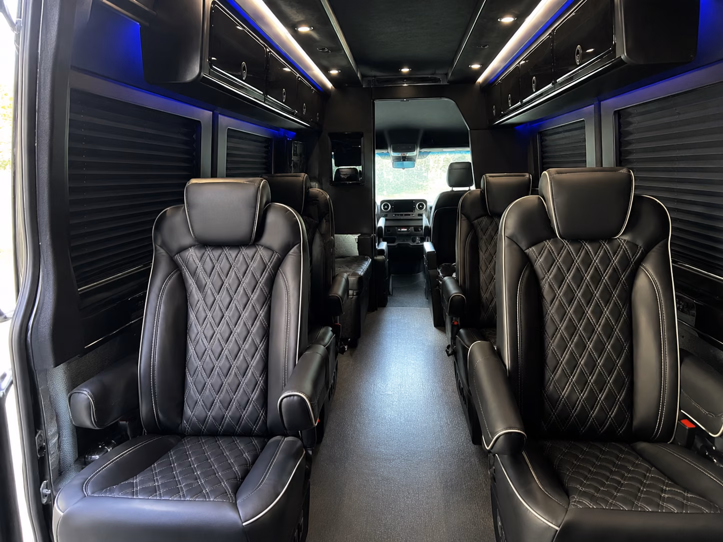 ontario private shuttles for winery pickups and drop offs in ontario