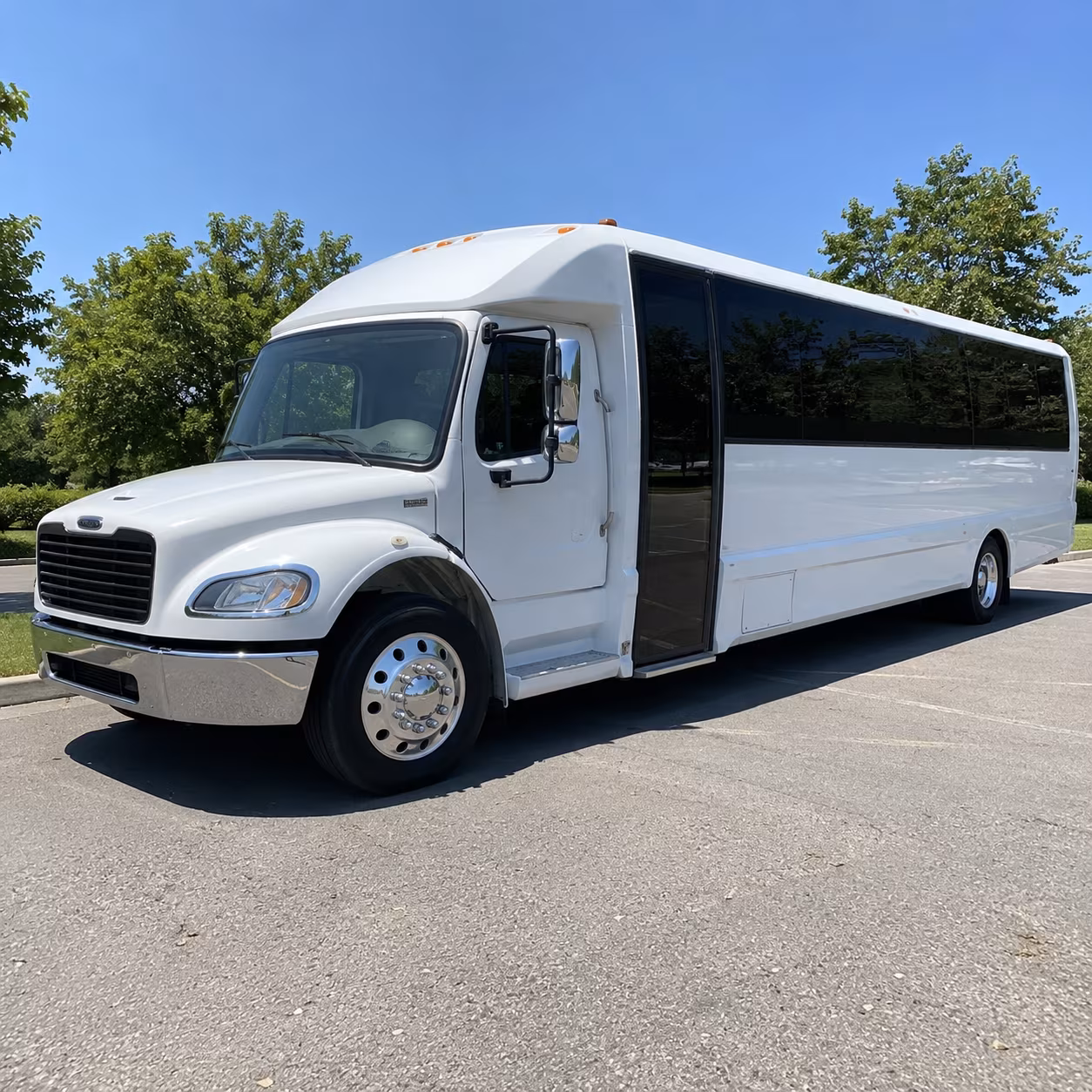 uplandcharterbuscompany com helps you shuttle guests between hotels and your venue all night long